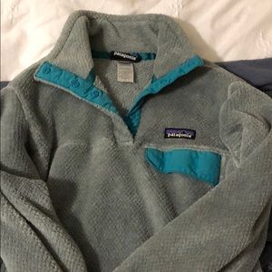 Patagonia women’s fleece snap pullover